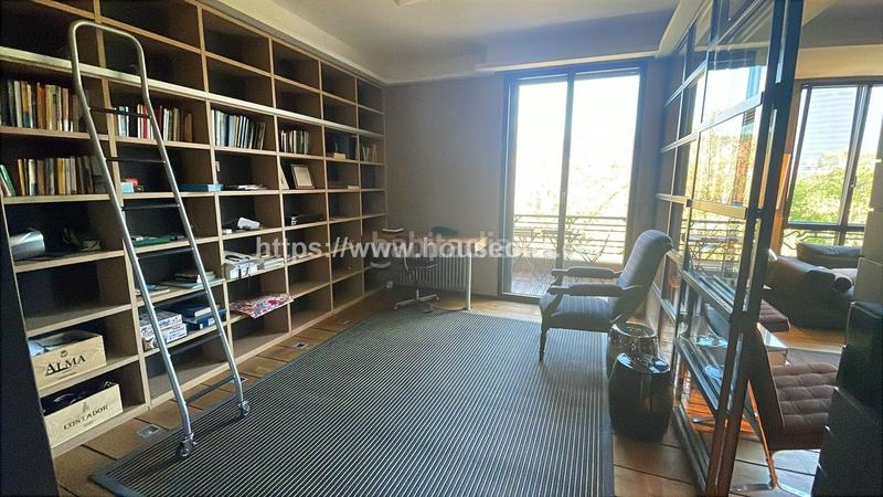 Foto 32d6d52c-33ac-4592-a09a-fb50bc9772d4. Pis a Abandoibarra - Guggenheim Bilbao