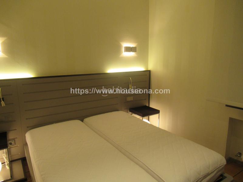 Foto 4cb58699-ef43-4a0e-a43a-7205855f3cba. Pis a Abandoibarra - Guggenheim Bilbao