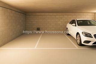 Location Parking voiture à Ensanche - Moyua - Diputación. Parcela de garaje para coche mediano.