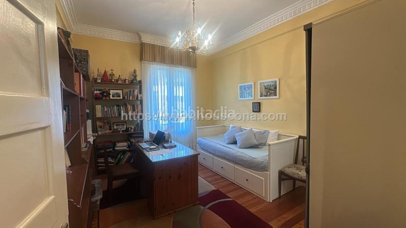 Foto 9d2dc4cf-802e-4afe-8ab7-86b231b0dfab. Appartement avec chauffage parking dans Zabalburu Bilbao