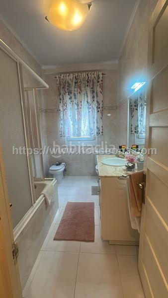 Foto bc60cc02-d8b0-4df4-b7e7-230625ccfbc0. Piso en Zabalburu Bilbao