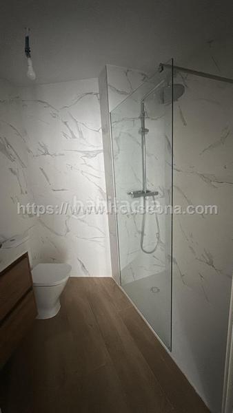 Foto c478d670-9ef1-4a62-91d2-b8a157c0daba. Affitto appartamento con riscaldamento in Zabalburu Bilbao