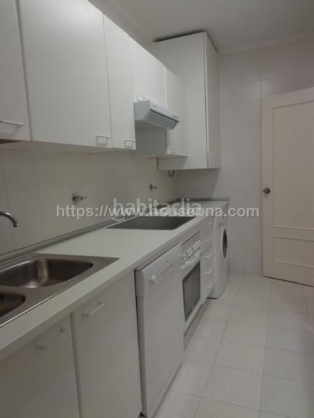 Foto a2d29a1e-636a-41d8-adde-d1a7bdca9e51. Location appartement dans Ensanche - Moyua - Diputación Bilbao