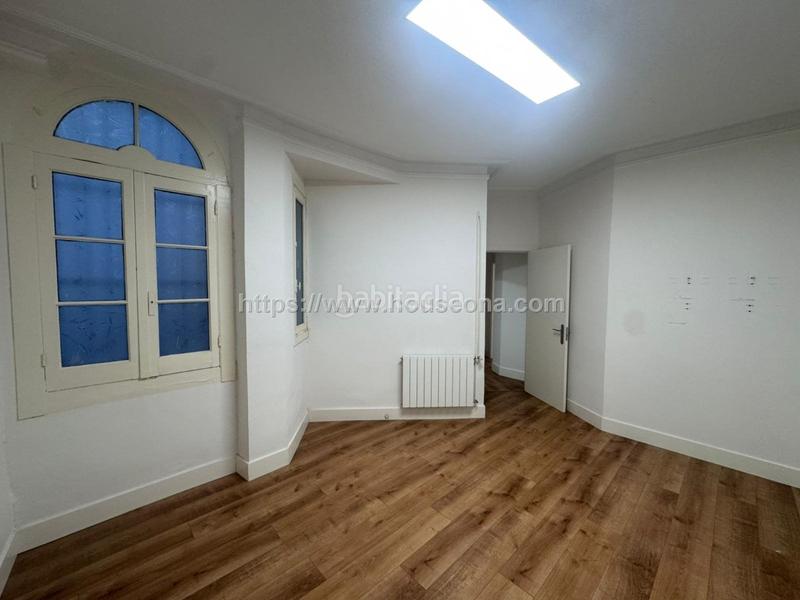 Foto a524b248-4dd3-453c-b104-8f035e8bc651. Location bureau dans Albia Bilbao