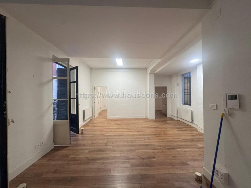 Foto bf26c082-c8d3-4997-80b2-f5385ff80518. Location bureau dans Albia Bilbao