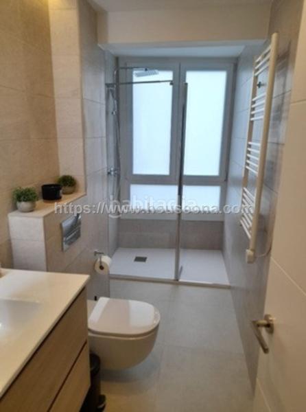 Foto 6484dfee-6ba8-4e89-af98-464034a31a79. Alquiler piso en Arabella Bilbao