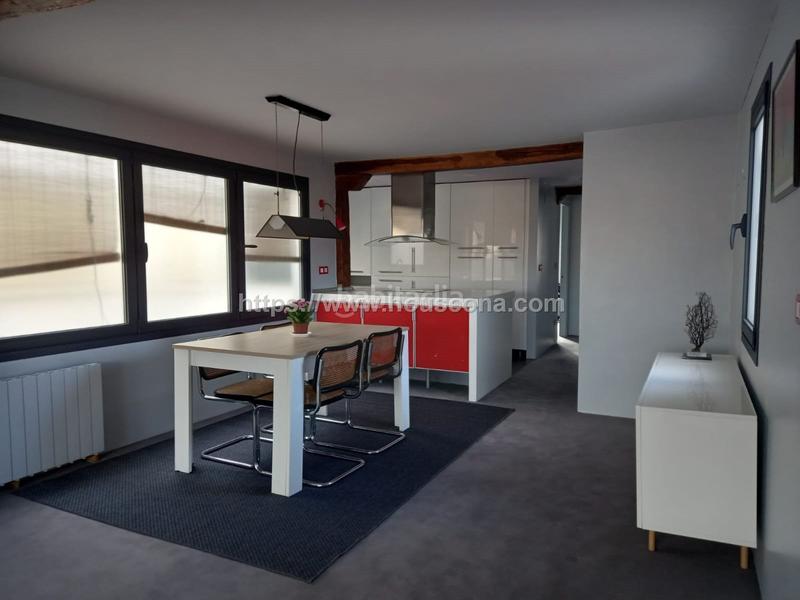 Foto 4b650590-d8e1-401c-85b1-2b8db350a1f6. Location attique avec chauffage dans Zabalburu Bilbao