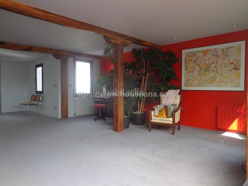 Foto 5fd6e10a-cab0-444e-9889-debd38645d68. Rent penthouse with heating in Zabalburu Bilbao