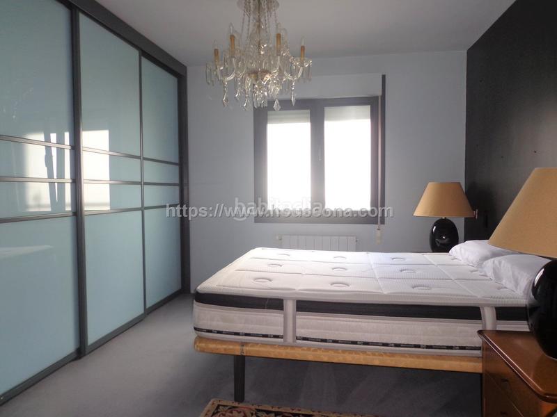 Foto 804f2c7e-ce3f-42af-a29c-3c971ca32b49. Rent penthouse with heating in Zabalburu Bilbao