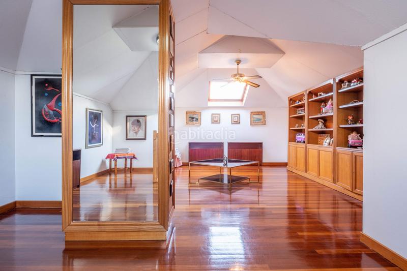 Foto 00cb7543-ad32-4ec4-83b3-72372f6a34bf. Xalet amb calefacció aparcament piscina a Venta del Olivar Zaragoza