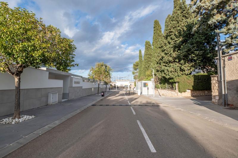 Foto 5eed7aca-c152-4b70-b34b-8229eaa3a9bc. Xalet amb calefacció aparcament piscina a Venta del Olivar Zaragoza