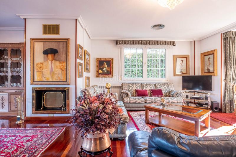 Foto 798b3d29-c7be-492a-aef2-ef993c007f14. Xalet amb calefacció aparcament piscina a Venta del Olivar Zaragoza