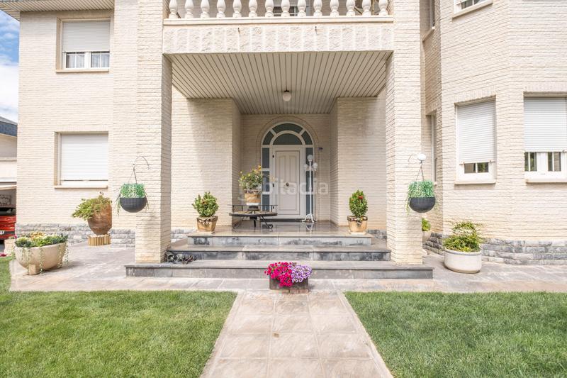 Foto 80a2c314-73b3-4898-91b9-b67d85aa457e. Xalet amb calefacció aparcament piscina a Venta del Olivar Zaragoza