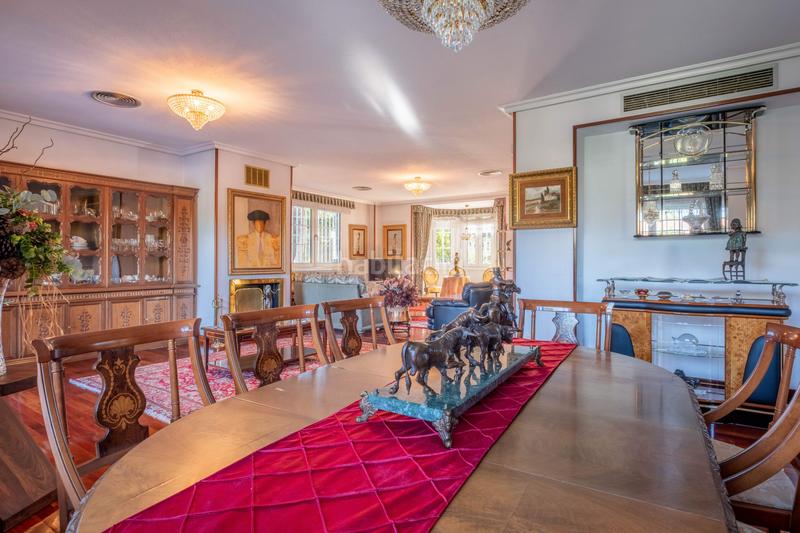 Foto 8c0cd5cc-0dd4-4f25-8f79-ac8294238c83. Xalet amb calefacció aparcament piscina a Venta del Olivar Zaragoza