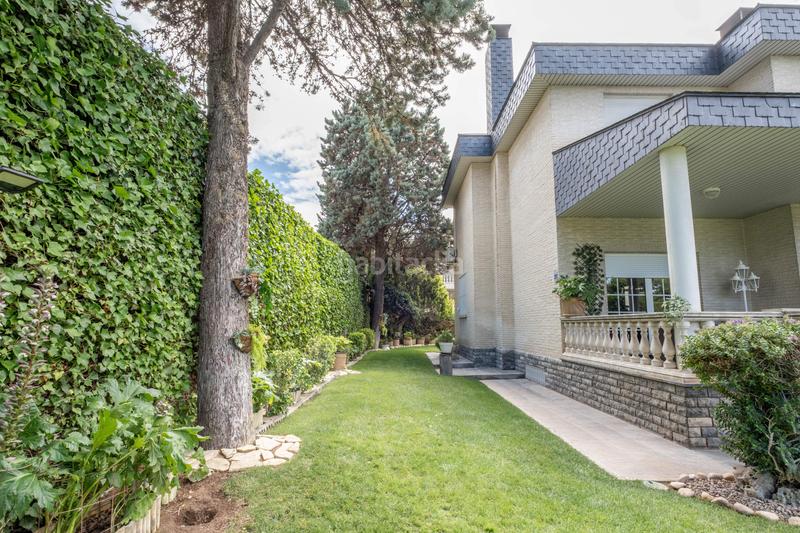 Foto 9c4e984c-fc33-471b-844d-748ad76d97dc. Xalet amb calefacció aparcament piscina a Venta del Olivar Zaragoza