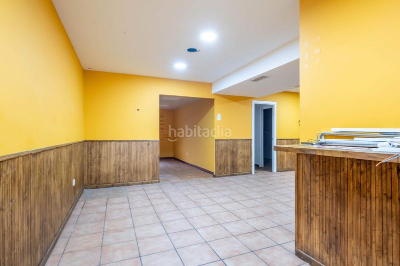 Foto a2aeea73-f5c6-43d5-ac1e-31b6b86e2e26. Lloguer local comercial a paseo de la mina 7 a Paseo Independencia Zaragoza