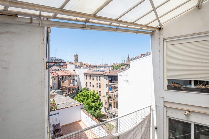 Foto 3f002b71-9b3d-4e66-b2a6-f9e5a4231639. Dúplex a calle arcadas 26 a La Magdalena Zaragoza