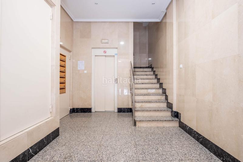 Foto c2d0b3e4-95e2-4f16-a70c-420f0bab4b23. Ático en calle blancas vive en el corazón con espacio, luz y muchas posibilidades en Zaragoza