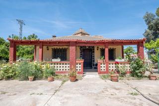Casa a Calle rio guadalope 6. Finca urbana en pinseque