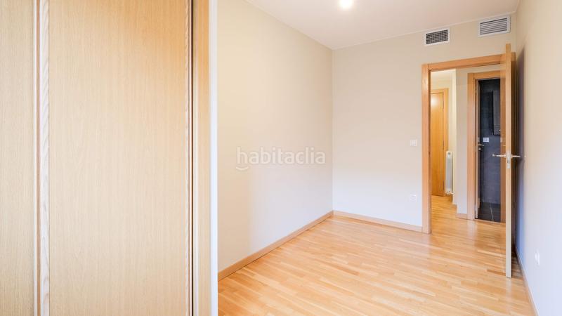 Foto 1ffa11a0-34ea-4886-8c56-76ebf27d93e4. Alquiler piso en calle monasterio de obarra 5 se alquila bonito piso en Cuarte de Huerva