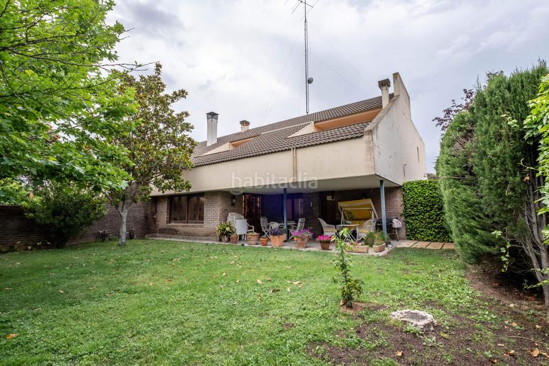 Foto 7b507763-3eac-4cdb-8d40-3952884558fa. Chalet con riscaldamento parcheggio piscina in La Almozara Zaragoza