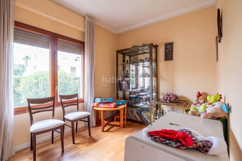 Foto f5526e72-d0c6-4500-ae85-7a859da996be. Chalet con riscaldamento parcheggio piscina in La Almozara Zaragoza