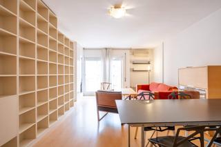 Pis a Calle de josé anselmo clavé 37-45. Apartamento de diseño con garaje y trastero a pocos minutos del
