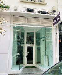 Rent Business premise in Calle madre vedruna 1. Fantástico local en madre vedruna.