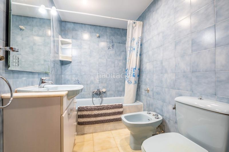 Foto 0787c6a9-267d-4a88-8d46-b9b5b493aad1. Rent flat with heating in Romareda Zaragoza