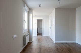 Location Appartement  Calle gran via (ramon y cajal). Piso de alquiler en gran vía