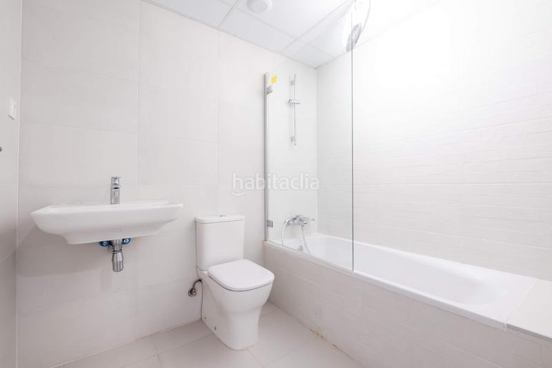 Foto 6b454234-a2ee-43c1-8224-90075e675d55. Affitto appartamento con riscaldamento parcheggio piscina in Zaragoza