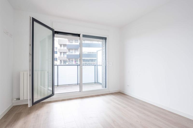 Foto d9cc9a82-8e1c-4221-9555-7a31be395197. Location appartement avec chauffage parking piscine dans Zaragoza