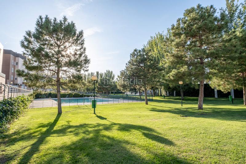 Foto 101a36f8-a878-4e7a-a9ee-55afb7b6fe96. Casa a schiera con riscaldamento parcheggio piscina in Zaragoza