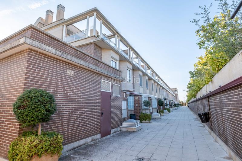 Foto 703bdd8b-0666-494b-82c8-e9be4f8180af. Casa a schiera con riscaldamento parcheggio piscina in Zaragoza