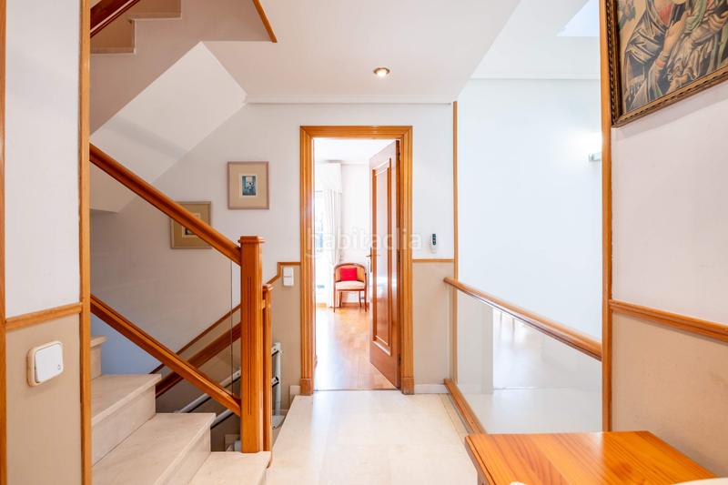 Foto 7e18d18c-b578-45dc-9d9d-b1a7d488dd1b. Casa a schiera con riscaldamento parcheggio piscina in Zaragoza