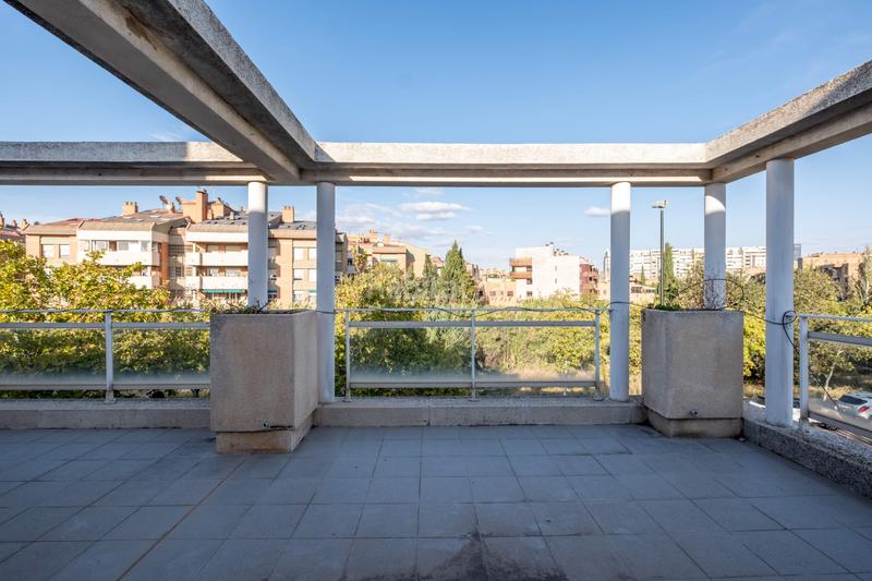 Foto 9140e5f0-d9e0-4818-9250-e29bc94f8276. Casa a schiera con riscaldamento parcheggio piscina in Zaragoza