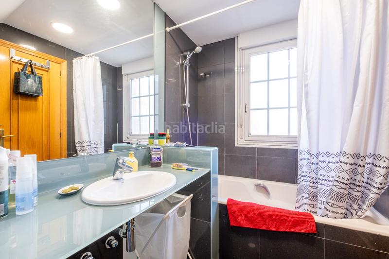 Foto a4a04960-2f86-473c-ad3f-eda5adb16ac3. Casa a schiera con riscaldamento parcheggio piscina in Zaragoza