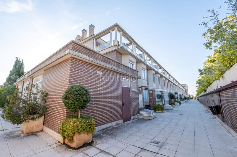 Foto a83c6d88-3b38-4b61-9764-8ab6f3c04b03. Casa a schiera con riscaldamento parcheggio piscina in Zaragoza