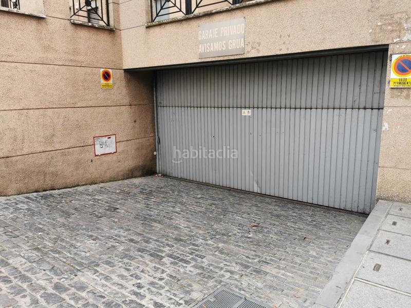 Foto 3de9a398-5137-4c53-ba21-9957146c8845. Parking coche plaza de garaje en murallas en Alfonso Zaragoza