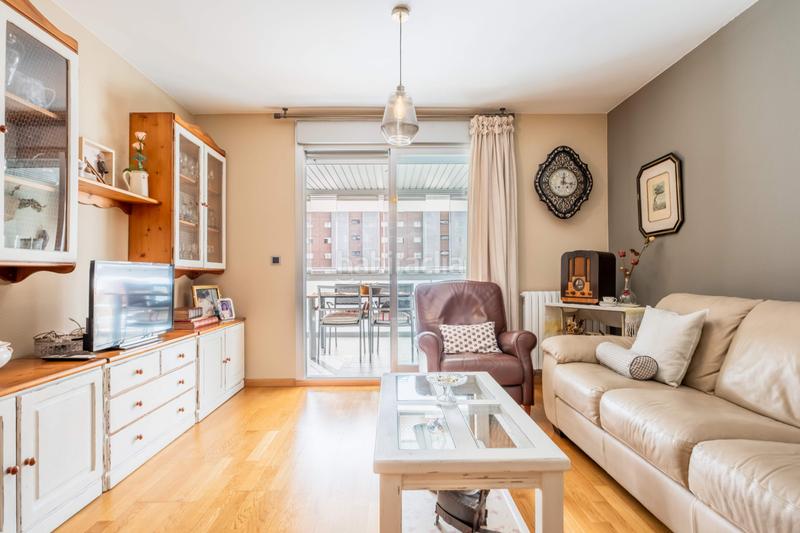 Foto 1d053778-3239-4ab4-beae-98534a40c8b9. Appartamento con riscaldamento parcheggio piscina in Zaragoza