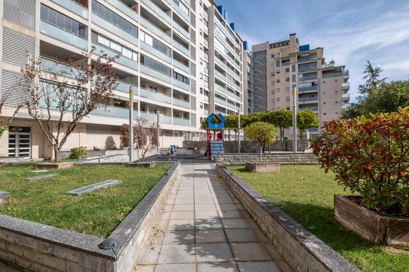 Foto a44546f8-f44b-4b0b-8e62-e7d5ede745ec. Appartamento con riscaldamento parcheggio piscina in Zaragoza