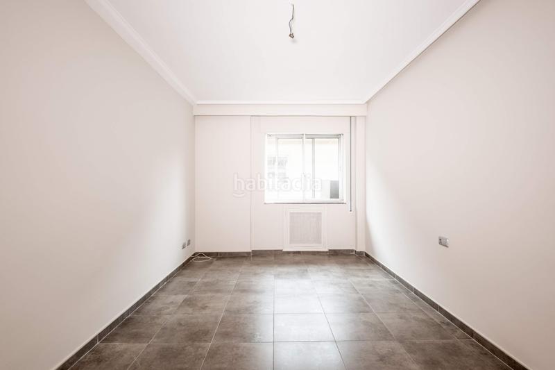 Foto baf3b1d9-d234-43db-96b8-60a00df2ac6b. Alquiler piso en plaza aragon 1 oportunidad única en plaza aragón 5 habitaciones mas garaje. en Zaragoza