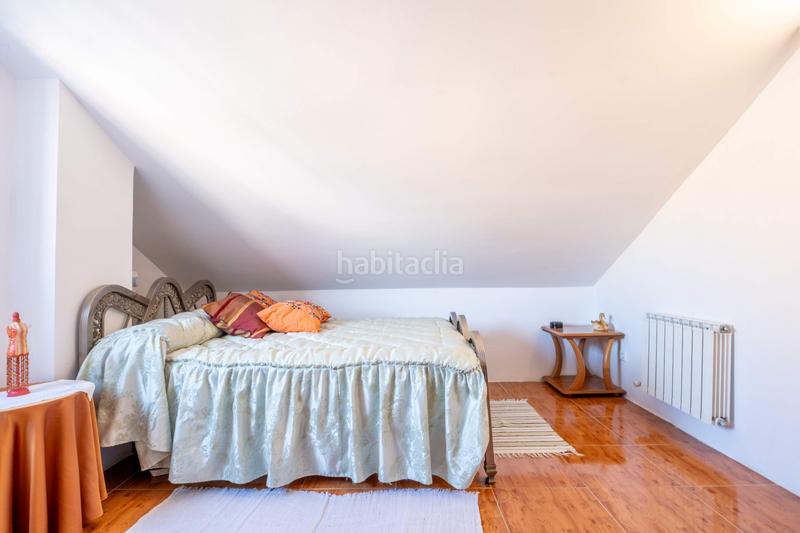 Foto 07b0d896-2ef1-433d-92ed-2268705aa6a9. Maison jumelée dans calle gaspar torrente 81 dans Santa Isabel Zaragoza