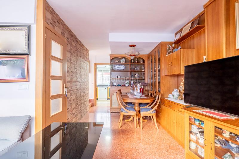 Foto 35120455-0cc9-4fa4-8ff0-2dc679a8df8e. Maison jumelée dans calle gaspar torrente 81 dans Santa Isabel Zaragoza