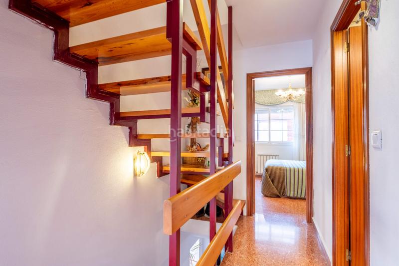 Foto e9fa9d51-0096-4c70-afa7-bca7360e74e1. Maison jumelée dans calle gaspar torrente 81 dans Santa Isabel Zaragoza