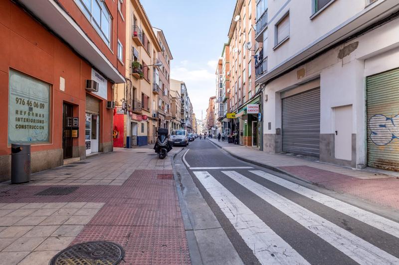 Foto 67ba4953-2dcd-459c-9ef9-a9b63181200d. Appartamento in calle de caspe 12 in Las Delicias Zaragoza