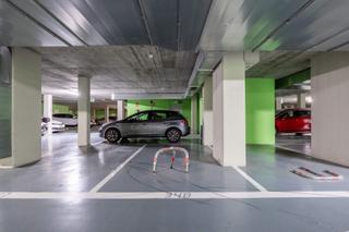 Miete Autoparkplatz in Calle calle de ángela lópez jiménez, 7 7. Se alquila plaza de garaje junto al edificio seminario