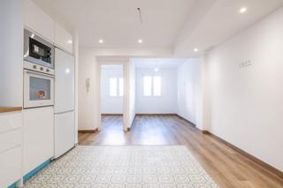 Piso  Travesía del vado 4. Piso con reforma a estrenar junto al ps de la ribera