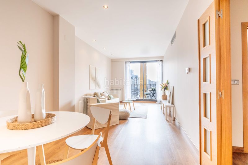 Foto 7e0800f4-9b9a-4f76-a58e-00c74d4a3e6f. Pis amb calefacció aparcament a Alfonso Zaragoza