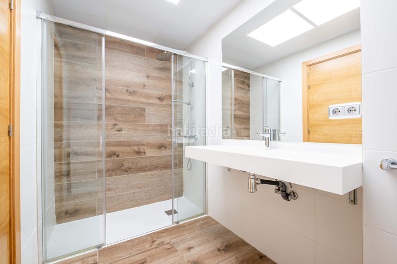 Foto fb8e400d-cfc5-4430-9eb1-913a5581f1ab. Pis amb calefacció aparcament a Alfonso Zaragoza